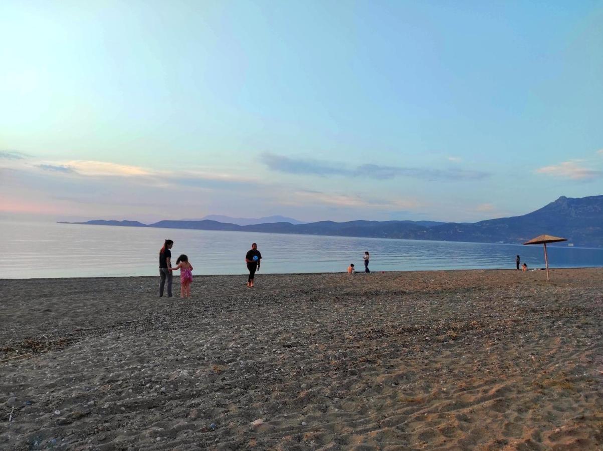 Sun, Sea, And Sand-Only 20 Footsteps To The Beach Corinto Exterior foto